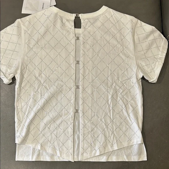 CHANEL White Rhinestone Diamond Pattern Top, size 38/8. NWT. LUXURY - Picture 6 of 10